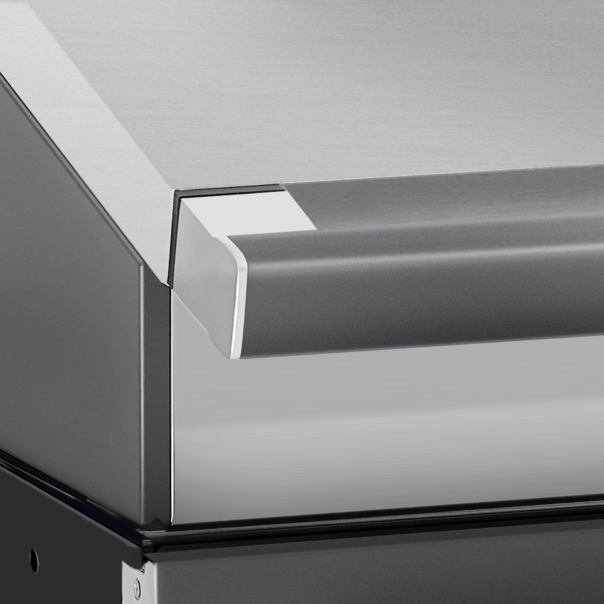 BeefEater 1700 Serie – 4-Brenner Gasgrill mit Seitenbrenner