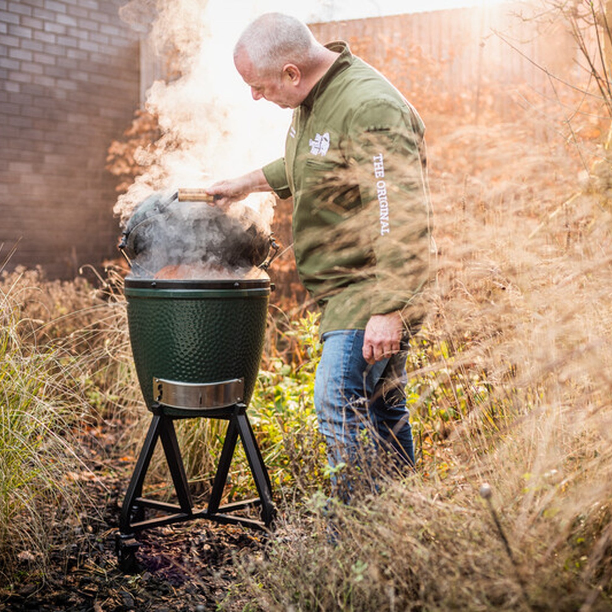 Medium Big Green Egg inkl. ConvEGGtor Lifestyle